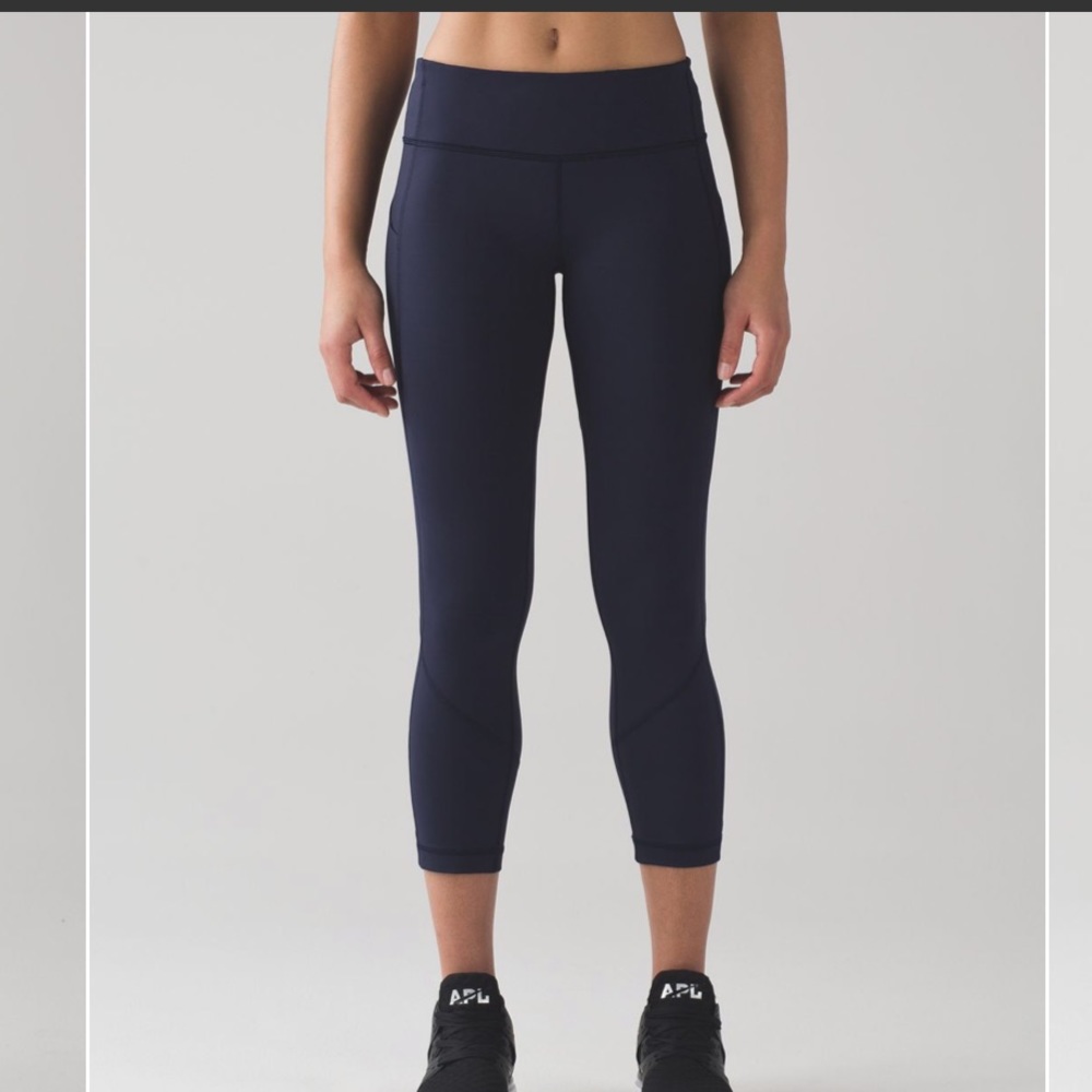 Lululemon Pace Rival Crop 22” Size 6